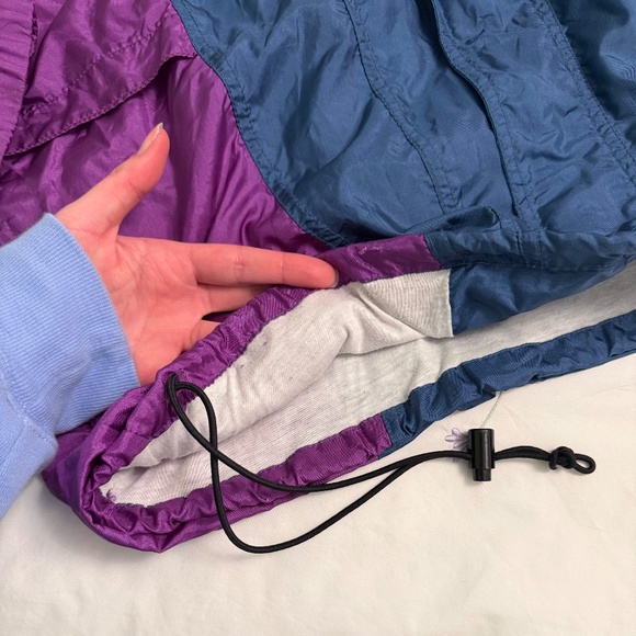 VINTAGE Asics multi-colour zip-up swishy windbreaker - Picture 6 of 16